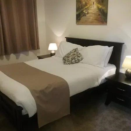The Owls Rest לינה וארוחת בוקר 3*